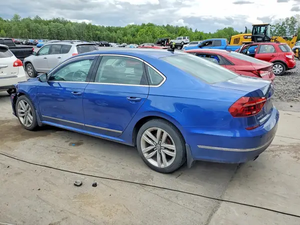 1VWGT7A3XHC016138 2017 VOLKSWAGEN PASSAT - Image 2
