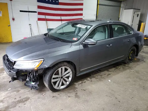 1VWGT7A3XHC065159 2017 VOLKSWAGEN PASSAT - Image 1