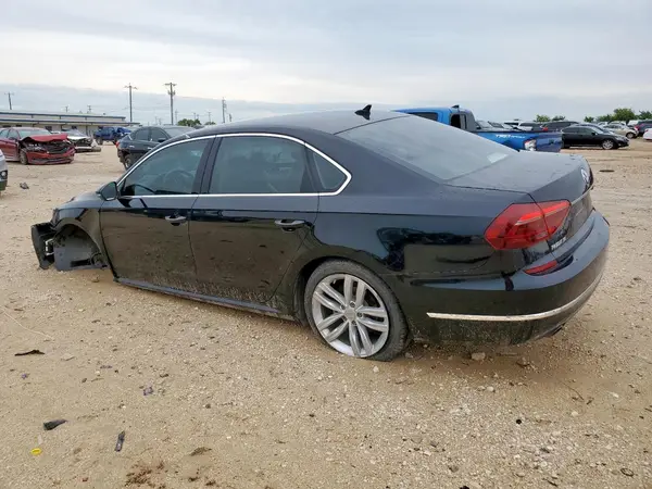 1VWGT7A3XHC072659 2017 VOLKSWAGEN PASSAT - Image 2