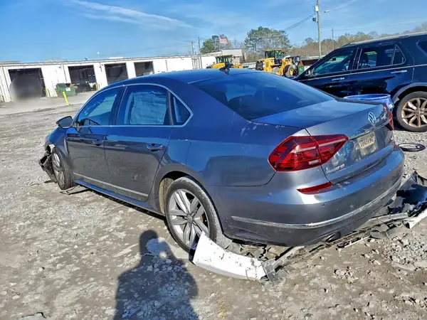1VWGT7A3XHC076162 2017 VOLKSWAGEN PASSAT - Image 2