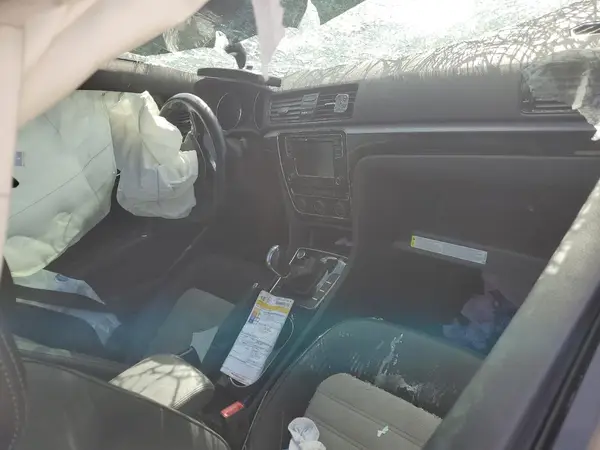 1VWJM7A30JC022264 2018 VOLKSWAGEN PASSAT - Image 8