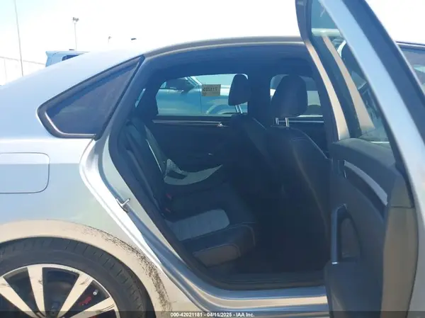 1VWJM7A31JC035265 2018 VOLKSWAGEN PASSAT - Image 8