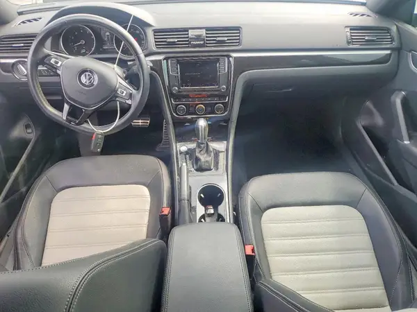 1VWJM7A32JC048980 2018 VOLKSWAGEN PASSAT - Image 8