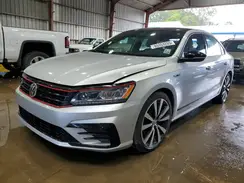 1VWJM7A33JC032576 2018 VOLKSWAGEN PASSAT
