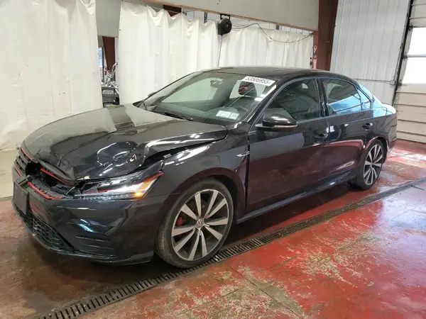 1VWJM7A34JC036264 2018 VOLKSWAGEN PASSAT - Image 1