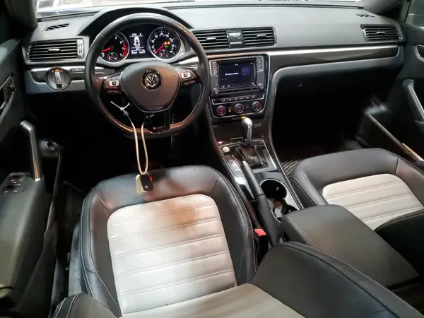 1VWJM7A34JC036264 2018 VOLKSWAGEN PASSAT - Image 8
