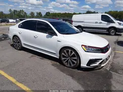 1VWJM7A34JC038628 2018 VOLKSWAGEN PASSAT