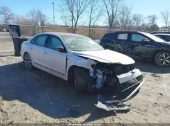 1VWJM7A34JC039455 2018 VOLKSWAGEN PASSAT