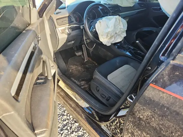 1VWJM7A35JC031395 2018 VOLKSWAGEN PASSAT - Image 8