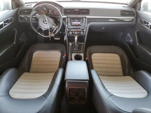 1VWJM7A35JC039576 2018 VOLKSWAGEN PASSAT - Image 8
