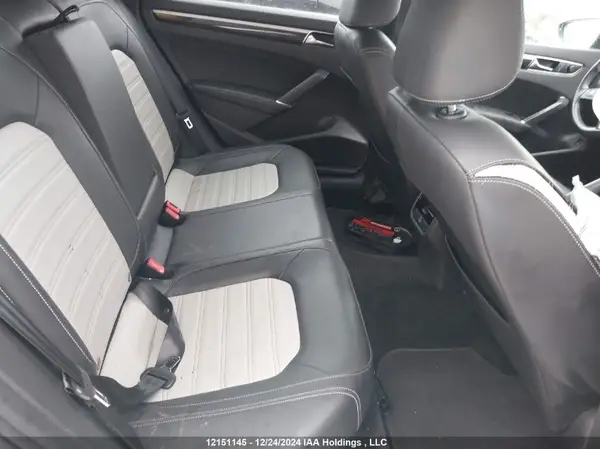 1VWJM7A36JC038386 2018 VOLKSWAGEN PASSAT - Image 8