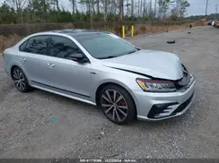 1VWJM7A36JC049310 2018 VOLKSWAGEN PASSAT