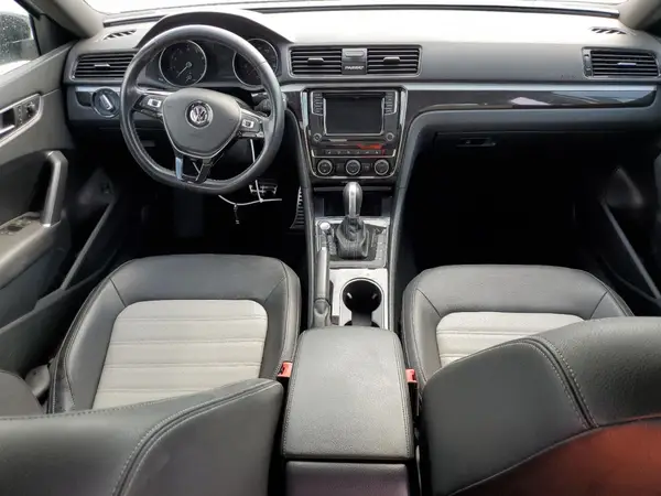 1VWJM7A37JC032791 2018 VOLKSWAGEN PASSAT - Image 8