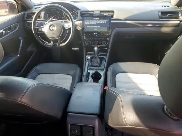 1VWJM7A37JC034315 2018 VOLKSWAGEN PASSAT - Image 8