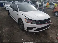 1VWJM7A39JC034820 2018 VOLKSWAGEN PASSAT