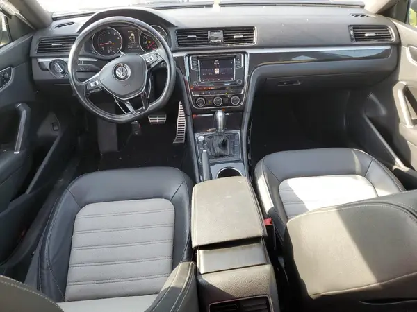 1VWJM7A39JC036860 2018 VOLKSWAGEN PASSAT - Image 8