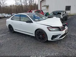 1VWJM7A39JC049527 2018 VOLKSWAGEN PASSAT