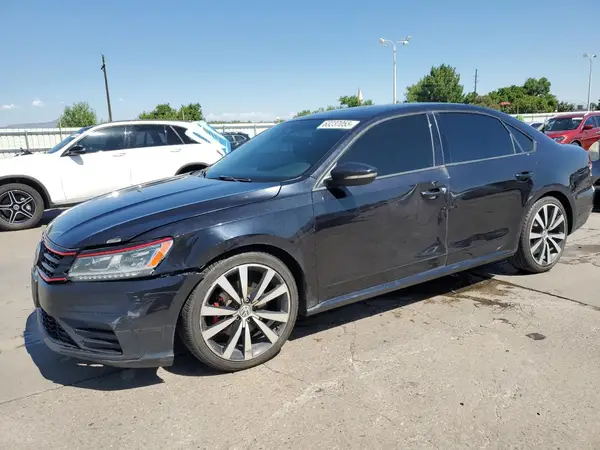 1VWJM7A3XJC038262 2018 VOLKSWAGEN PASSAT - Image 1