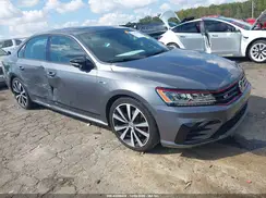 1VWJM7A3XJC050511 2018 VOLKSWAGEN PASSAT