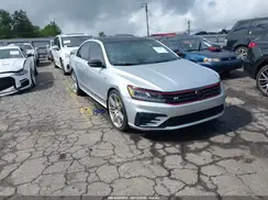 1VWJM7A3XJC051142 2018 VOLKSWAGEN PASSAT