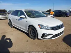 1VWKA7A34KC007555 2019 VOLKSWAGEN PASSAT