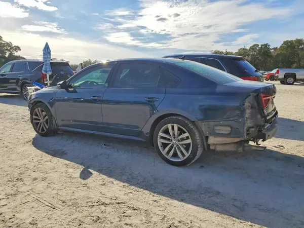 1VWLA7A30KC000445 2019 VOLKSWAGEN PASSAT - Image 2