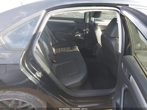 1VWLA7A30KC001952 2019 VOLKSWAGEN PASSAT - Image 8