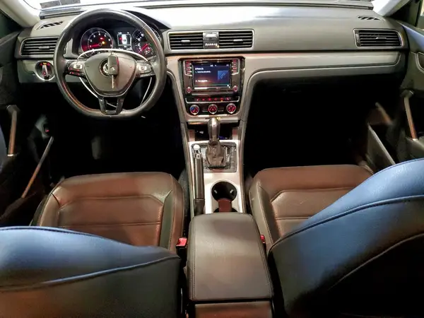 1VWLA7A30KC002082 2019 VOLKSWAGEN PASSAT - Image 8
