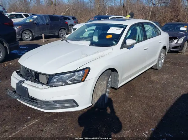 1VWLA7A30KC002728 2019 VOLKSWAGEN PASSAT - Image 2
