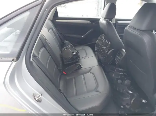 1VWLA7A30KC002809 2019 VOLKSWAGEN PASSAT - Image 8