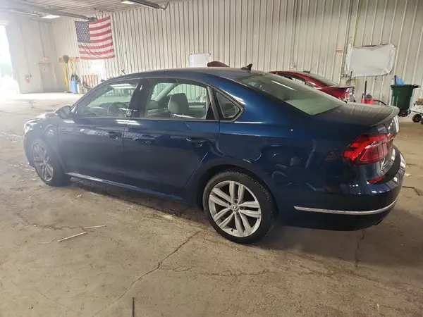 1VWLA7A30KC002888 2019 VOLKSWAGEN PASSAT - Image 2