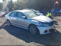 1VWLA7A30KC004317 2019 VOLKSWAGEN PASSAT