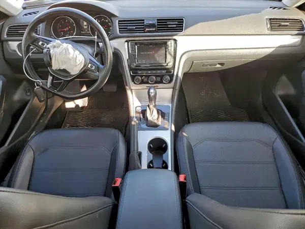 1VWLA7A30KC005077 2019 VOLKSWAGEN PASSAT - Image 8