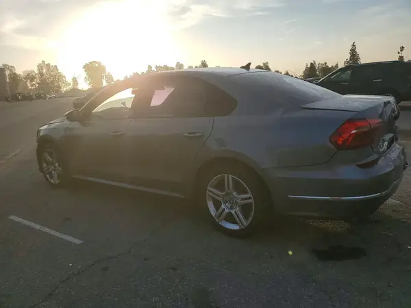 1VWLA7A30KC009517 2019 VOLKSWAGEN PASSAT - Image 2