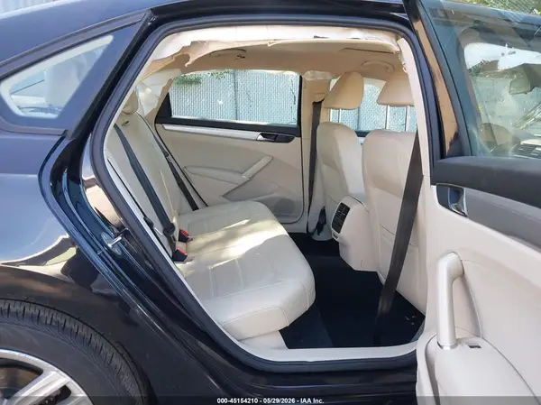 1VWLA7A30KC011476 2019 VOLKSWAGEN PASSAT - Image 8