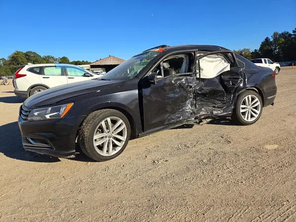 1VWLA7A30KC012644 2019 VOLKSWAGEN PASSAT - Image 1