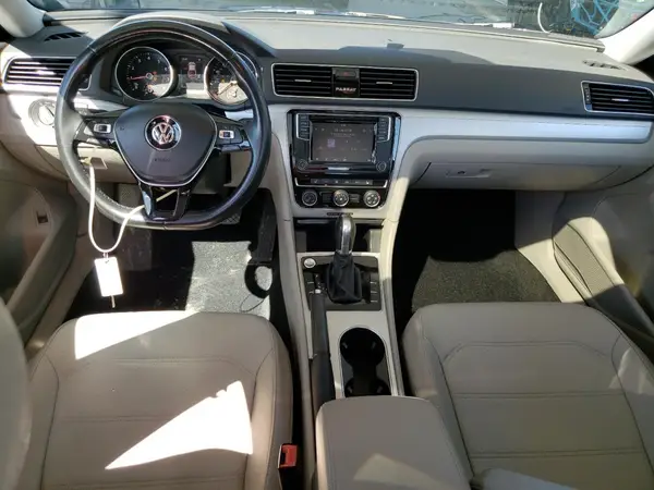 1VWLA7A31KC003158 2019 VOLKSWAGEN PASSAT - Image 8
