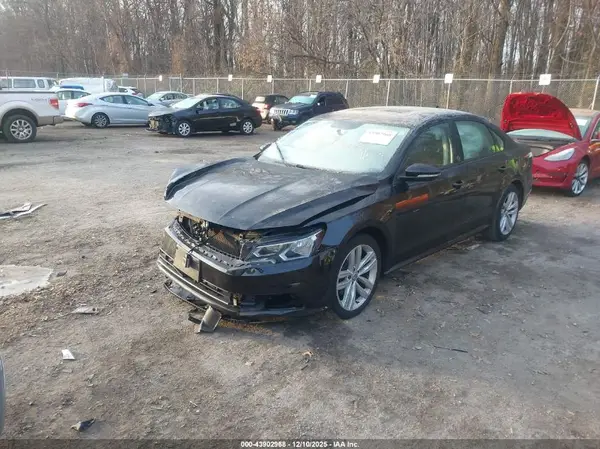 1VWLA7A31KC003757 2019 VOLKSWAGEN PASSAT - Image 2