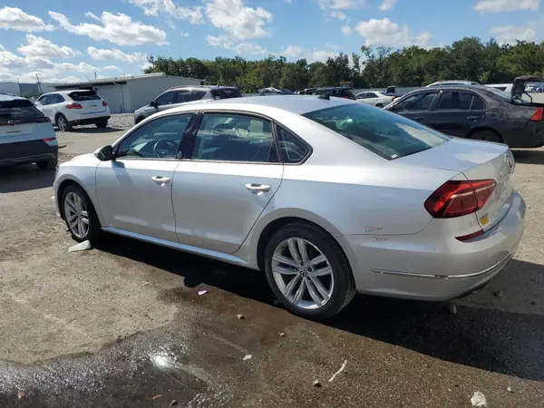1VWLA7A31KC004228 2019 VOLKSWAGEN PASSAT - Image 2