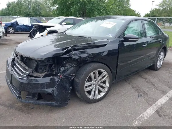 1VWLA7A31KC006917 2019 VOLKSWAGEN PASSAT - Image 2
