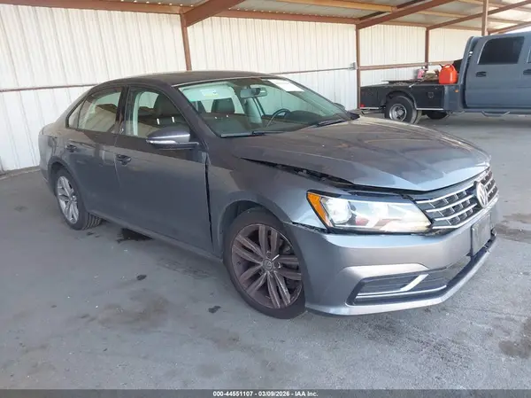 1VWLA7A31KC009364 2019 VOLKSWAGEN PASSAT - Image 1