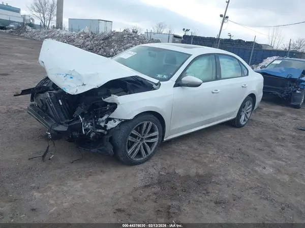 1VWLA7A31KC012491 2019 VOLKSWAGEN PASSAT - Image 2