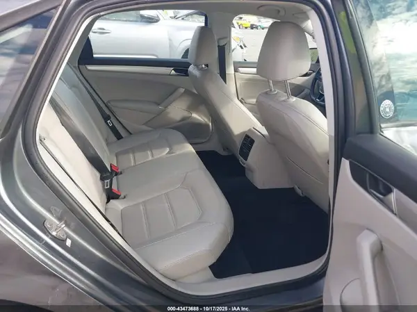 1VWLA7A31KC014192 2019 VOLKSWAGEN PASSAT - Image 8