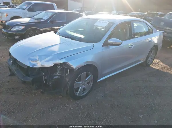1VWLA7A32KC000222 2019 VOLKSWAGEN PASSAT - Image 2
