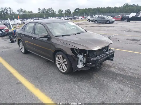 1VWLA7A32KC000477 2019 VOLKSWAGEN PASSAT - Image 1