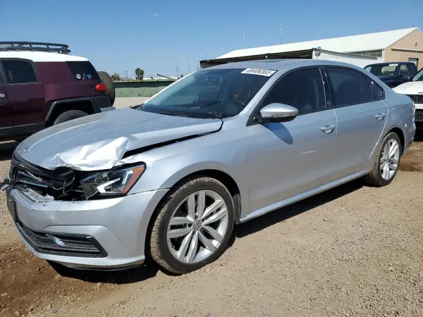 1VWLA7A32KC003184 2019 VOLKSWAGEN PASSAT - Image 1
