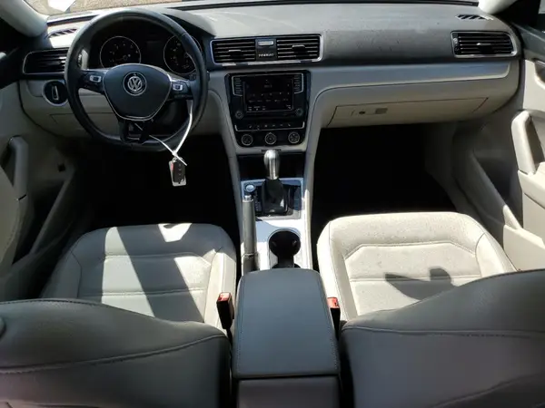 1VWLA7A32KC003184 2019 VOLKSWAGEN PASSAT - Image 8