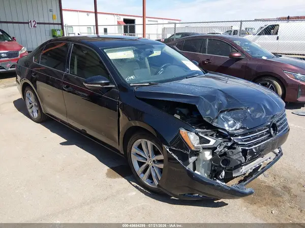 1VWLA7A32KC003492 2019 VOLKSWAGEN PASSAT - Image 1