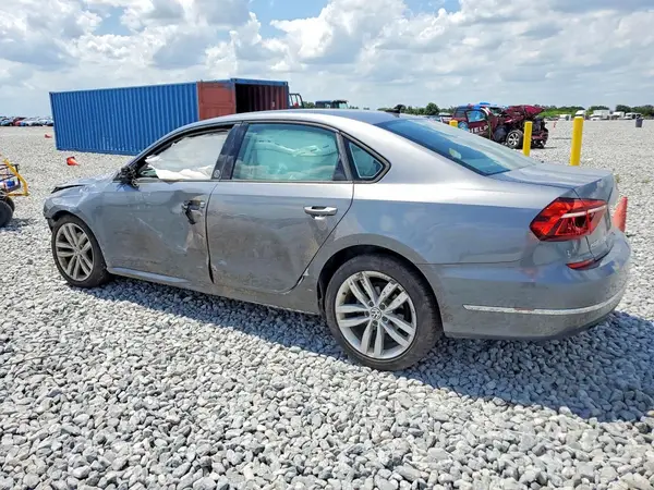1VWLA7A32KC004769 2019 VOLKSWAGEN PASSAT - Image 2