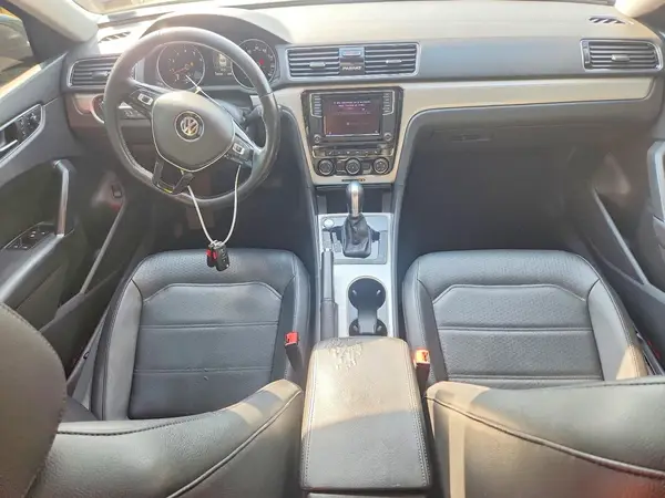 1VWLA7A32KC006697 2019 VOLKSWAGEN PASSAT - Image 8